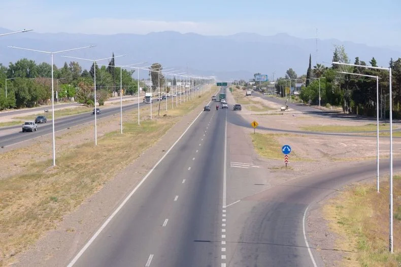La licitaci&oacute;n del Gobierno para el Acceso Este se abri&oacute; para dos tramos.&nbsp;