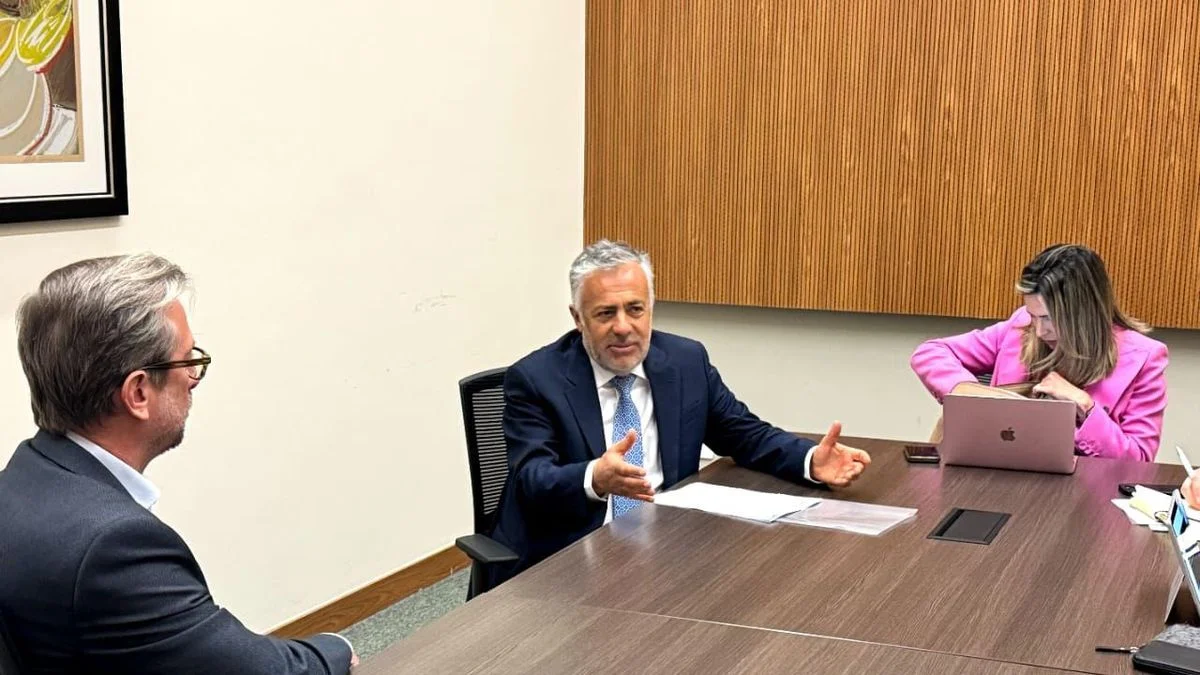 Cornejo analizó con empresarios la logística para vender el potasio de Mendoza en Brasil