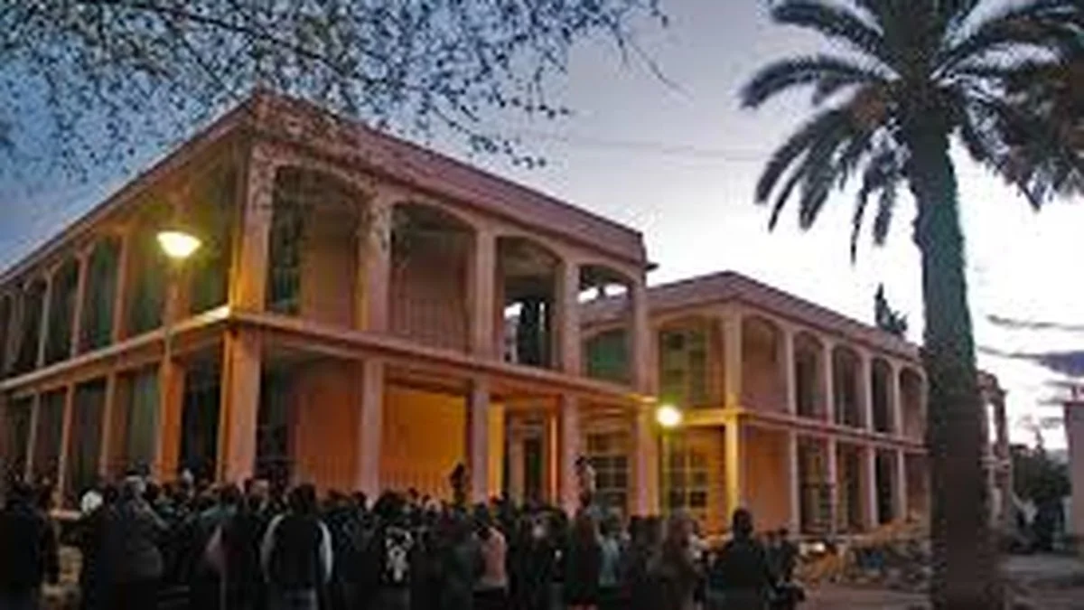 Crímenes y políticos de Mendoza, temas de las visitas nocturnas al Cementerio de la Capital