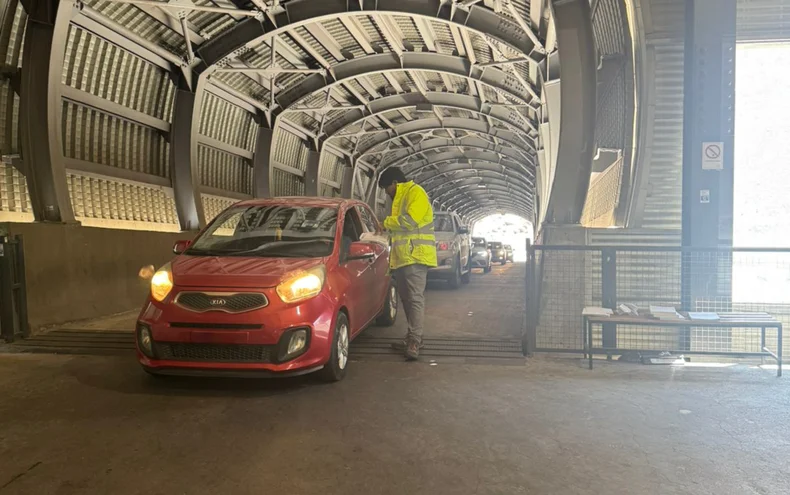 Las demoras para cruzar a Chile llegó a cuatro horas.