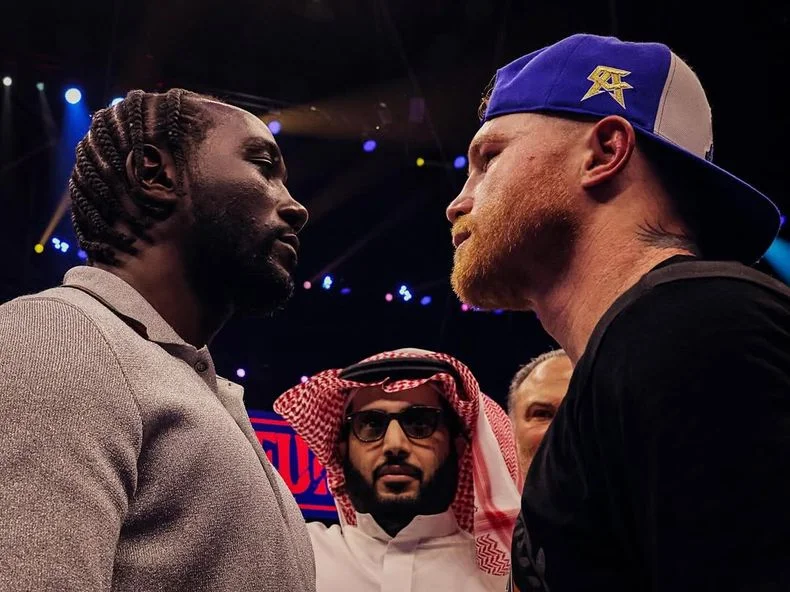 Terence Crawford se retir&oacute; del boxeo tras derrotar a Canelo &Aacute;lvarez.