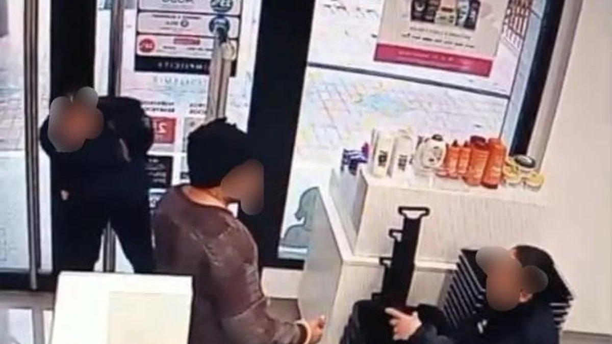 Detienen a un ladrón que intentaba robar en una farmacia en el centro y ya acumula más de 130 aprehensiones