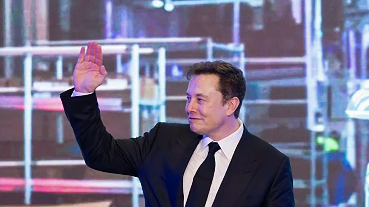 Elon Musk contra la Unión Europea tras una multa a la red social "X"