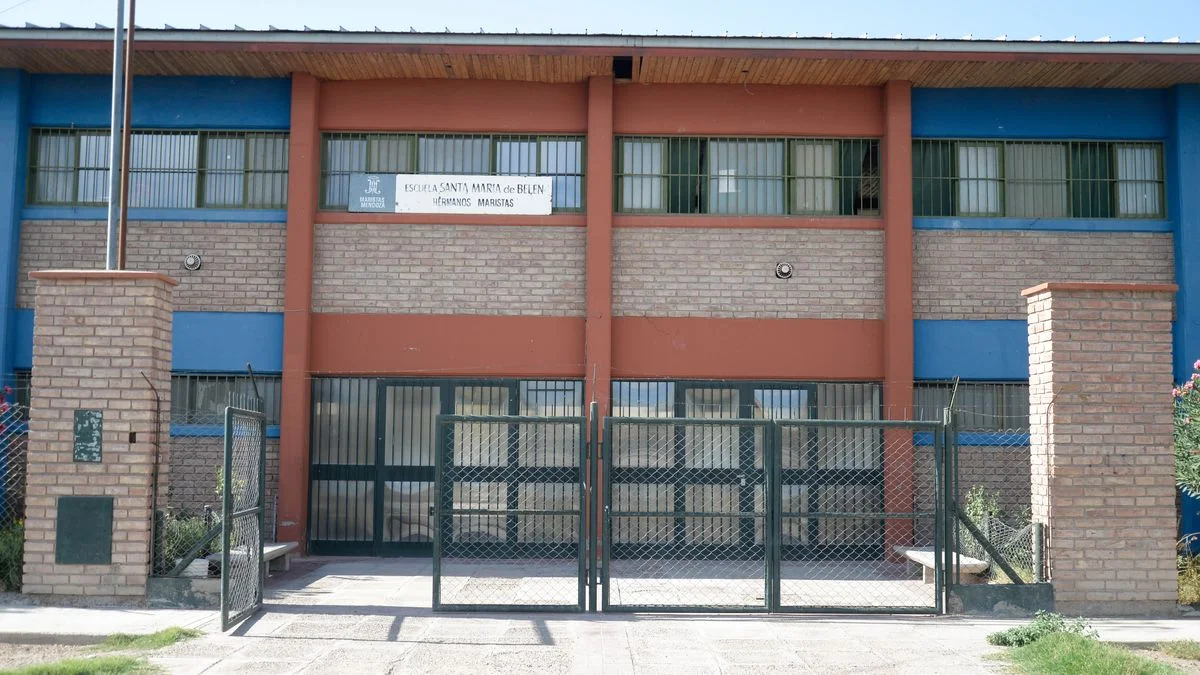 Escuelas: vuelven las clases presenciales para los turnos tarde, vespertino y nocturno
