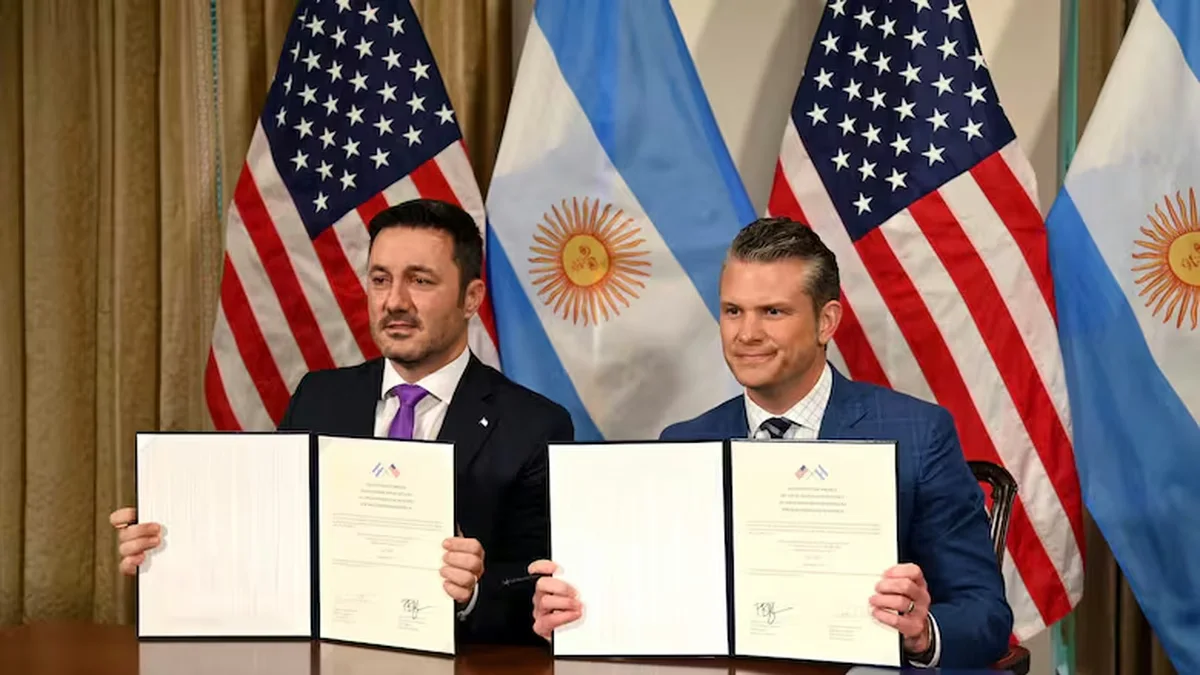 El Ejército, furioso con la compra de tanques de Petri: dice son tres veces más caros que los de Brasil