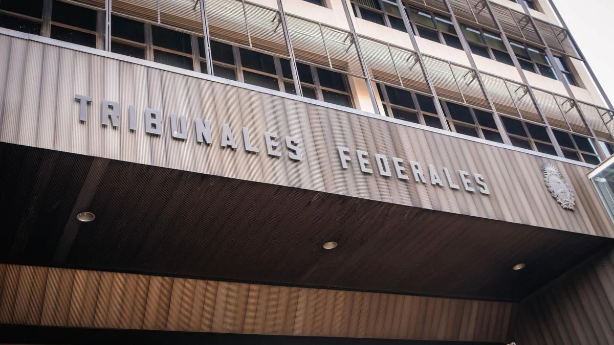 Condenan a cuatro años de prisión a un aduanero que intentó ingresar mercadería desde Chile sin declarar