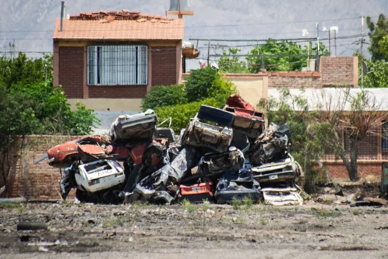 Tras compactar 28 mil vehículos, cerraron definitivamente la Playa San Agustín