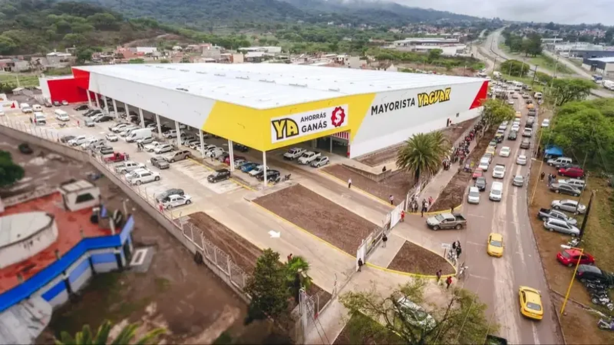 Mayoristas en pie de guerra contra el acuerdo salarial para los empleados de comercio: "No nos representa"