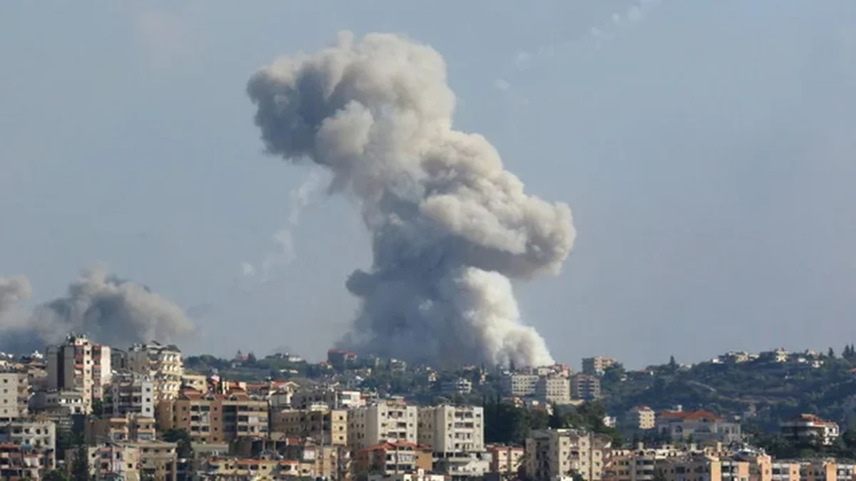 Israel lanzó nuevos ataques en el Líbano y Netanyahu acusa a Hezbolá de "desintegrar" el alto el fuego