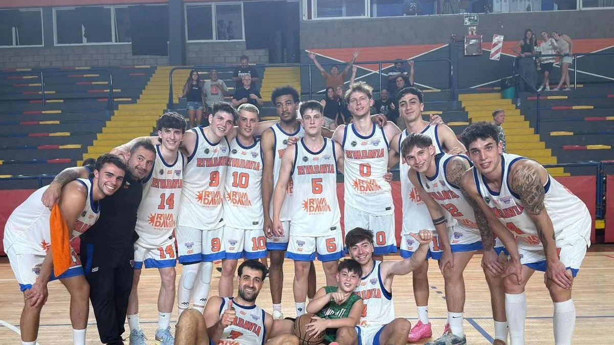 Básquet: Rivadavia venció a Huracán Las Heras en un duelo histórico por Liga Argentina