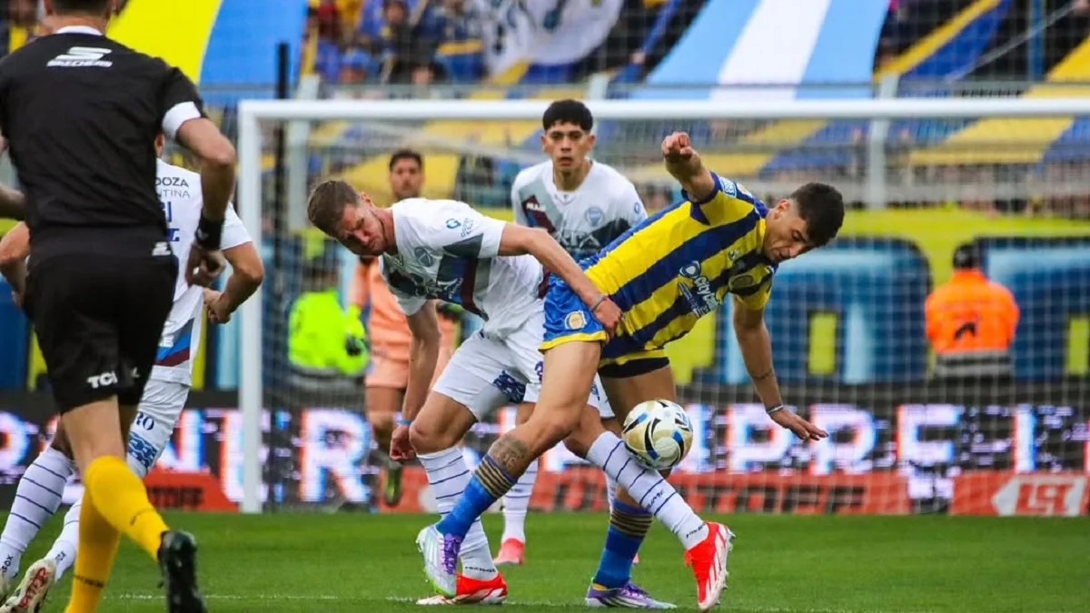 En un partido polémico, Godoy Cruz le empató a Rosario Central en el último minuto