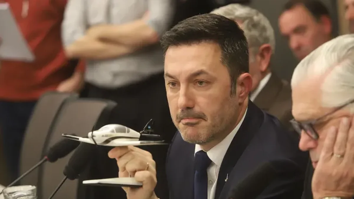 Luis Petri bancó el ajuste a jubilados y personas con discapacidad: "El superávit fiscal no se negocia"