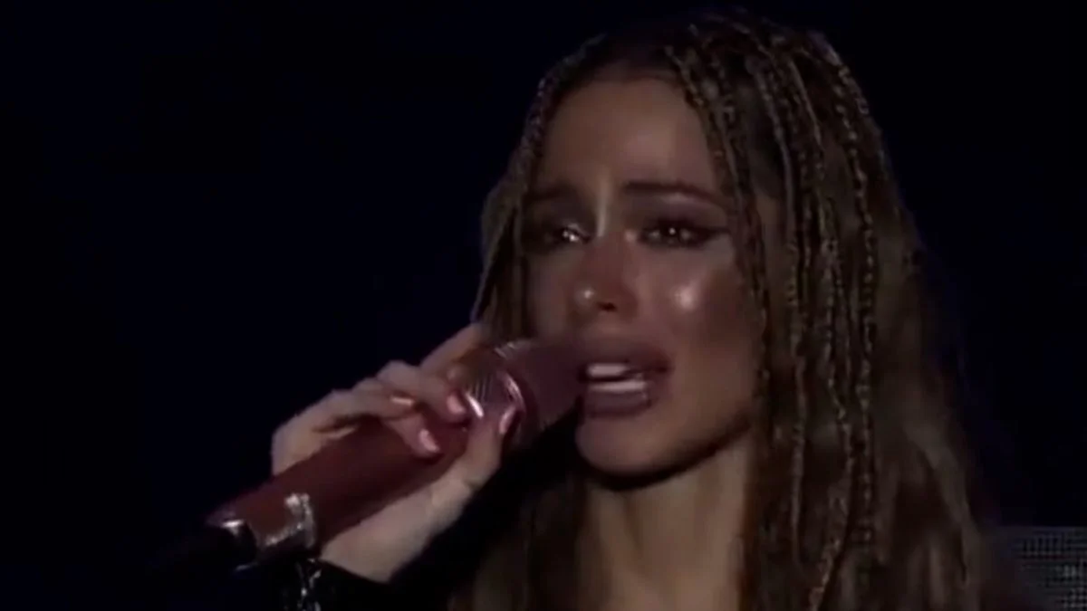 El llanto de Tini tras tener que cancelar su primer festival