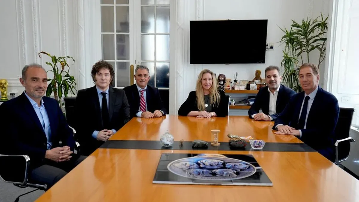 Javier Milei cenó con diputados aliados en Olivos para blindar los vetos contra jubilados y discapacidad