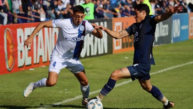 El duelo mendocino pagó por la sanción de AFA.