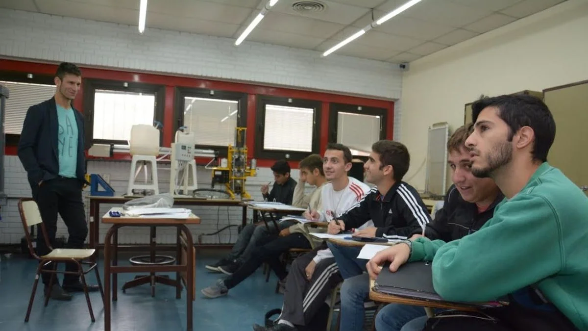 Salida laboral: extienden dos días para inscribirse en secundarias con capacitación en oficios