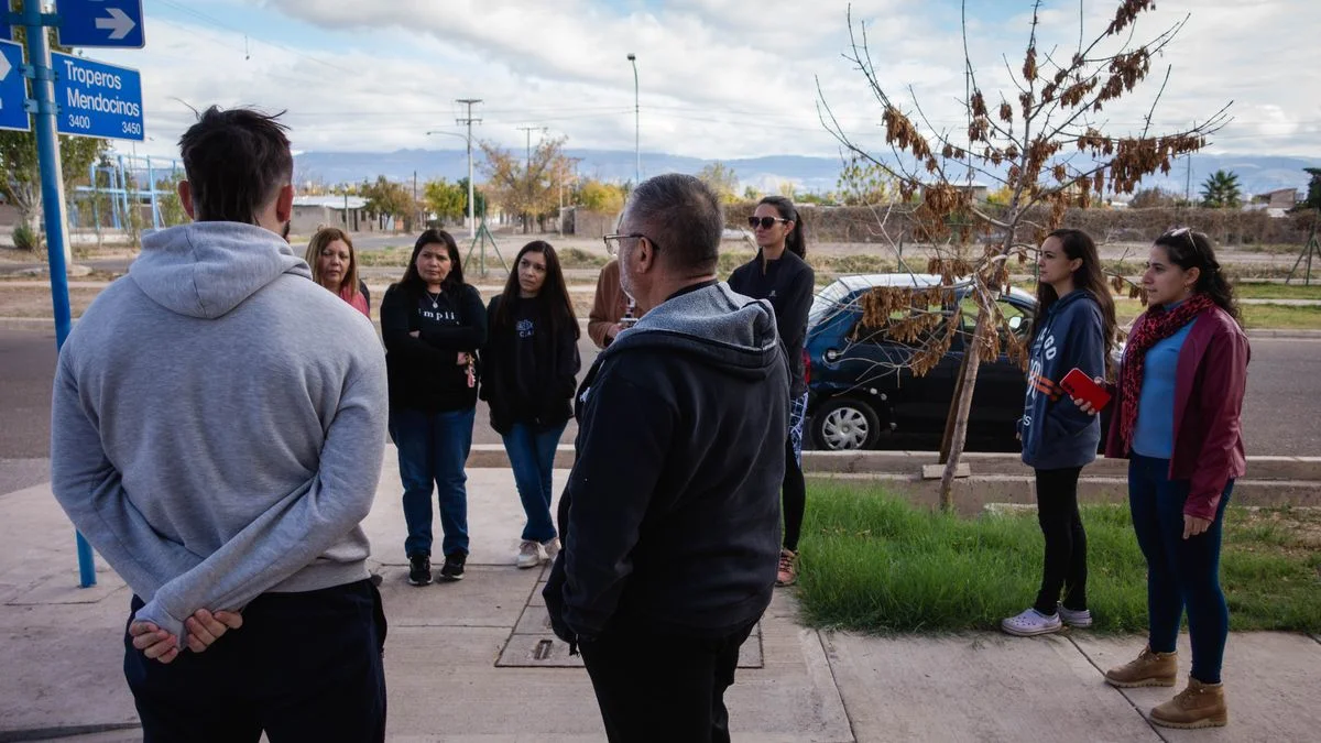 Vecinos de un barrio de Maipú en alerta por la creciente ola de robos de la que denuncian ser víctimas