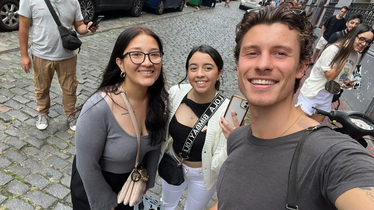 Shawn Mendes ya está en Argentina para presentarse en el Lollapalooza