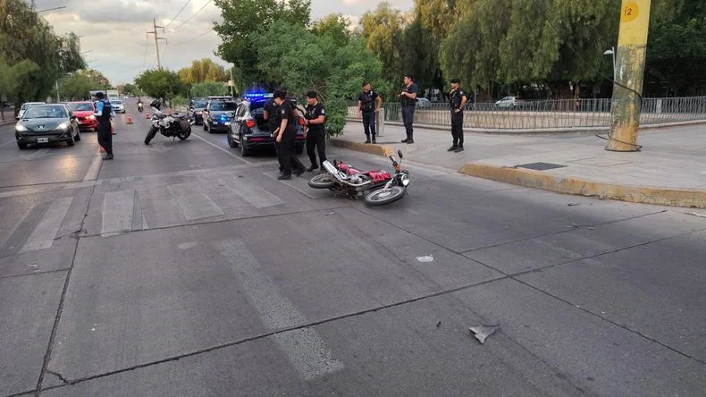 El policía fue trasladado al hospital Central