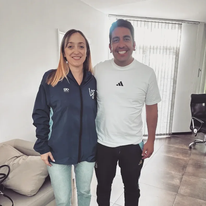 La senadora nacional Anabel Fernández Sagasti y Nadir Yasuff, el candidato a convencional por la lista kirchnerista. 