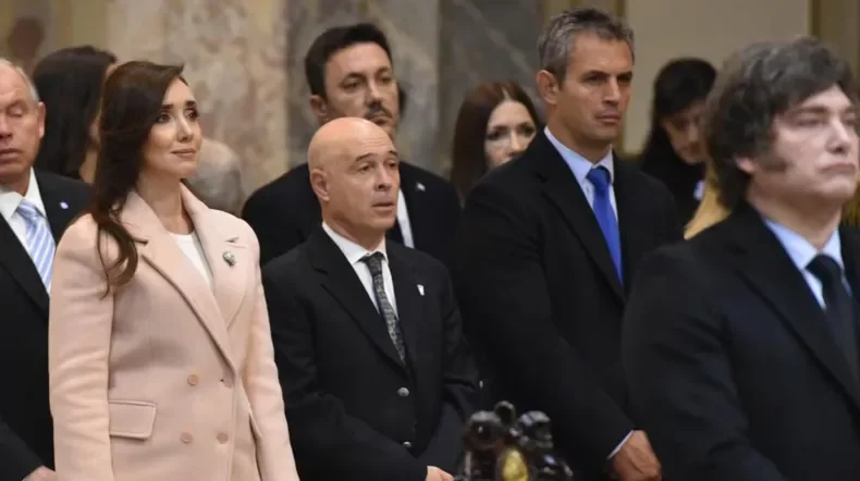 Todo roto: Karina dejó a Victoria Villarruel afuera del Te Deum del 25 de Mayo