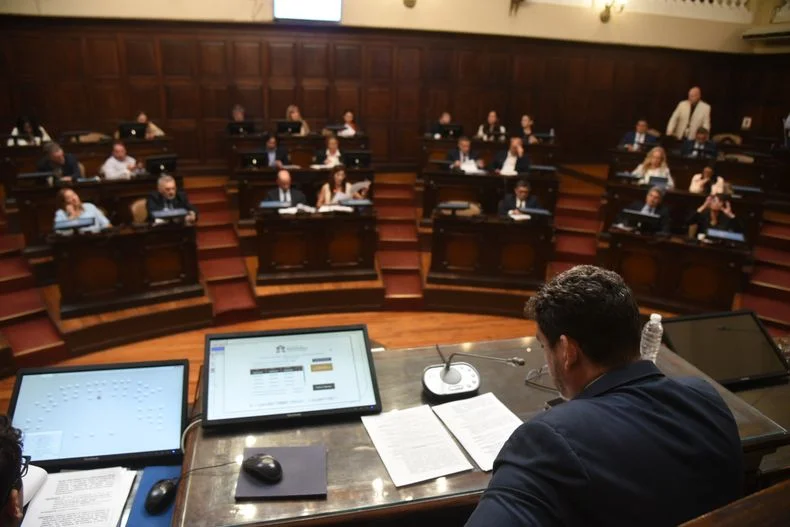 El Senado trata el paquete de leyes mineras 