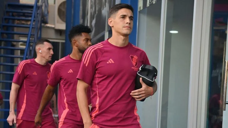 Mart&iacute;nez Quarta se desgarr&oacute;.