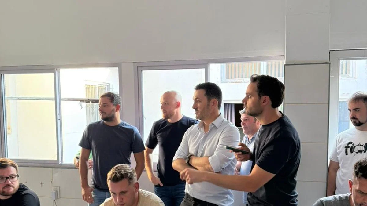 La sorpresiva visita de Luis Petri al búnker del PRO en Luján