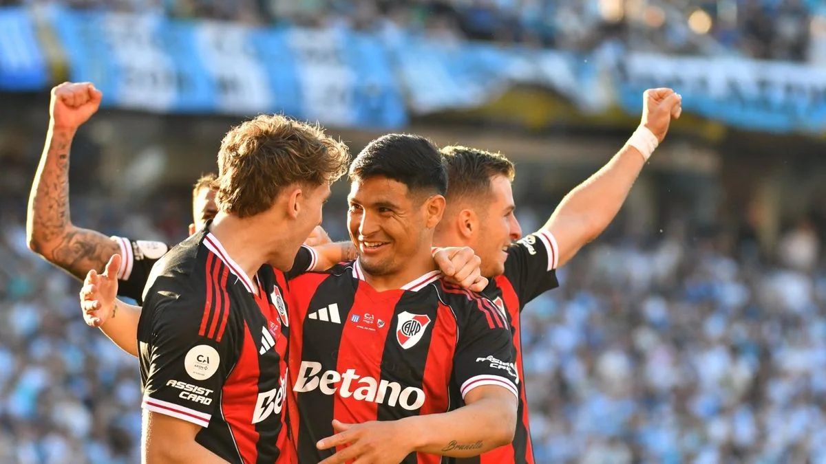 River se quedó con el partido del "morbo", eliminó a Racing y jugará contra Independiente Rivadavia