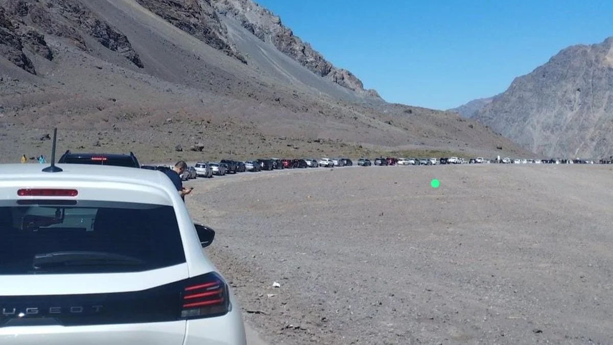 Paso Cristo Redentor en el cambio de quincena: las demoras en Chile superan por mucho al lado argentino