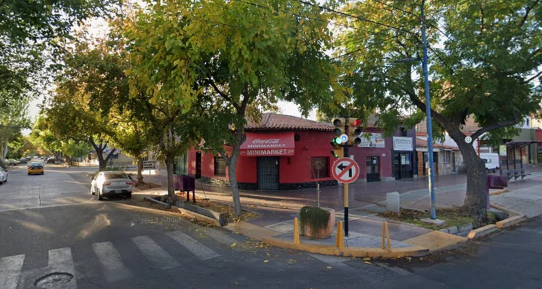 El minimarket que sufrió daños en su estructura. Imagen ilustrativa