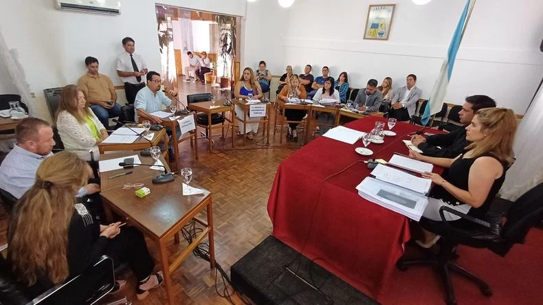 Concejales opositores de Malargüe cuestionaron a Jaque por la falta de controles a su gestión. Foto: Facebook HCD Malargüe. 