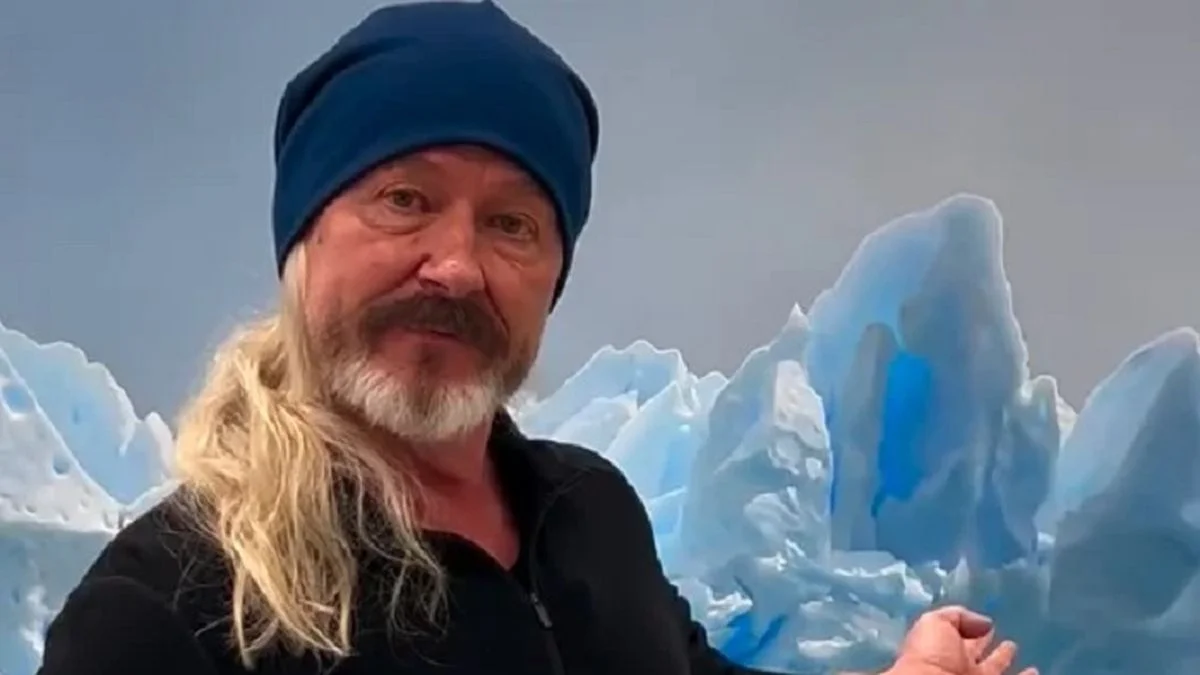 Retiraron una obra inspirada en el Perito Moreno de Casa Rosada: fuerte crítica del artista