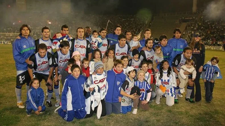 El plantel que ascendió a Primera en 2006.