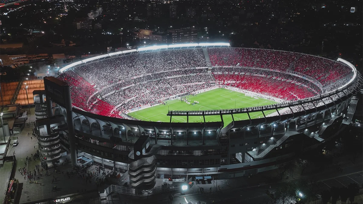 River sale al mercado financiero para costear una importante obra del club