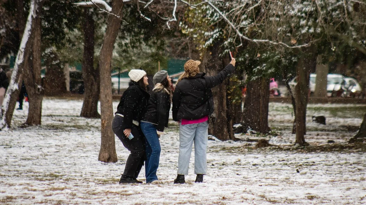 El tiempo en Mendoza: poca nubosidad y frío con heladas