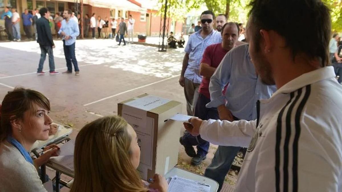 Urnas raquíticas: ¿Podría Mendoza seguir la tendencia de Salta, Chaco, Jujuy y San Luis?