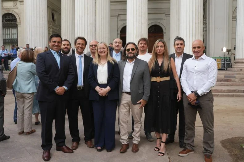 La comitiva mendocina que viaj&oacute; a Chile.&nbsp;