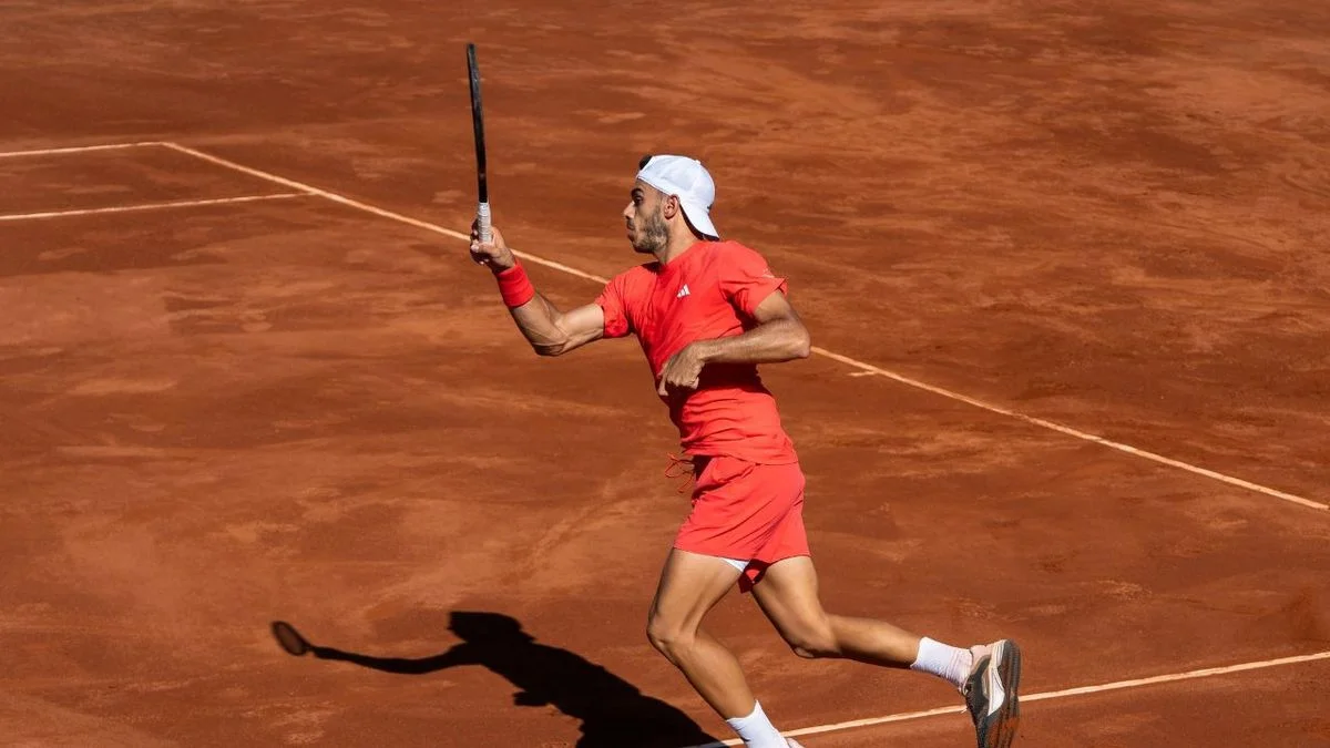 Francisco Cerúndolo, Sebastián Báez y Camilo Ugo Carabelli, en las semifinales del ATP de Chile