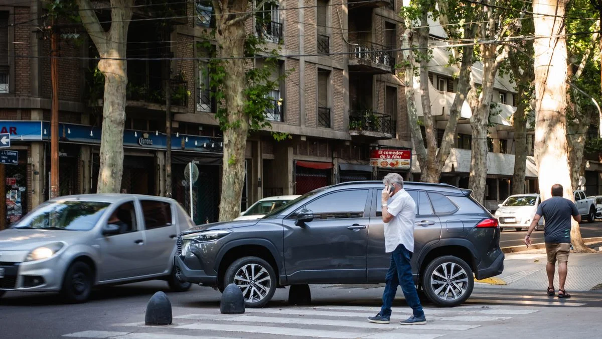 Curioso accidente vial en pleno centro de Mendoza