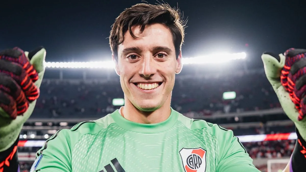 De sparring de Messi a la lista de Scaloni: la meteórica carrera de Santiago Beltrán y el sueño del Mundial
