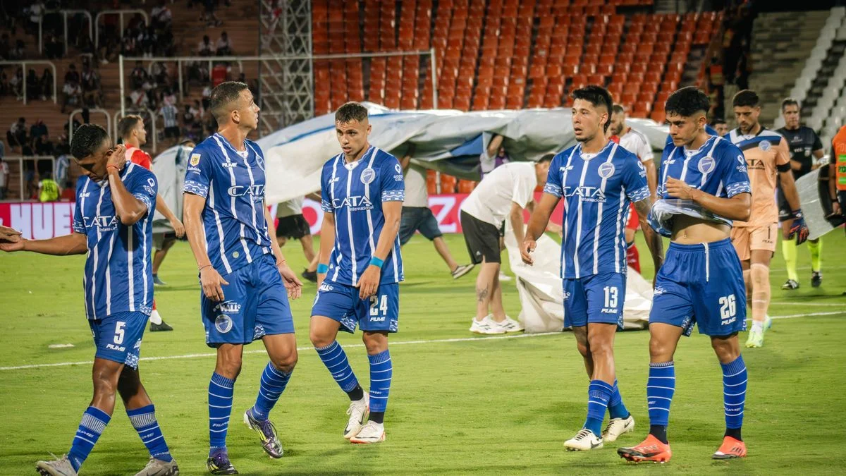 Tras el papelón en la Copa Argentina, Godoy Cruz visita a Barracas con la necesidad de volver al triunfo