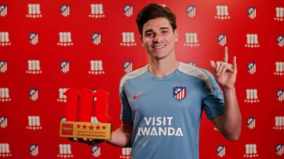 El enorme reconocimiento que recibió Julián Álvarez por un tremenda temporada en el Atlético Madrid