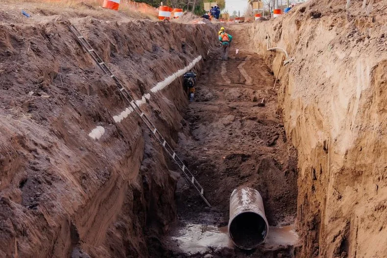 Las obras cloacales en la zona este de Maip&uacute;.&nbsp;