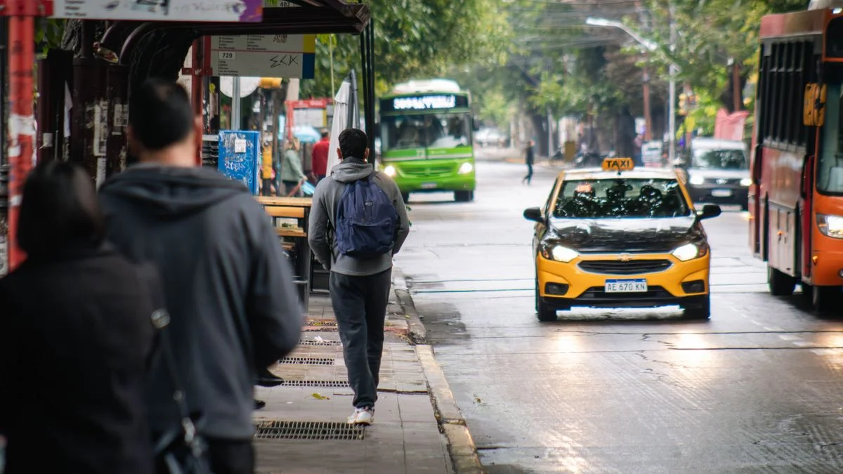 Se conoció la fecha de la audiencia pública para discutir aumentos en tarifas de taxis y remises