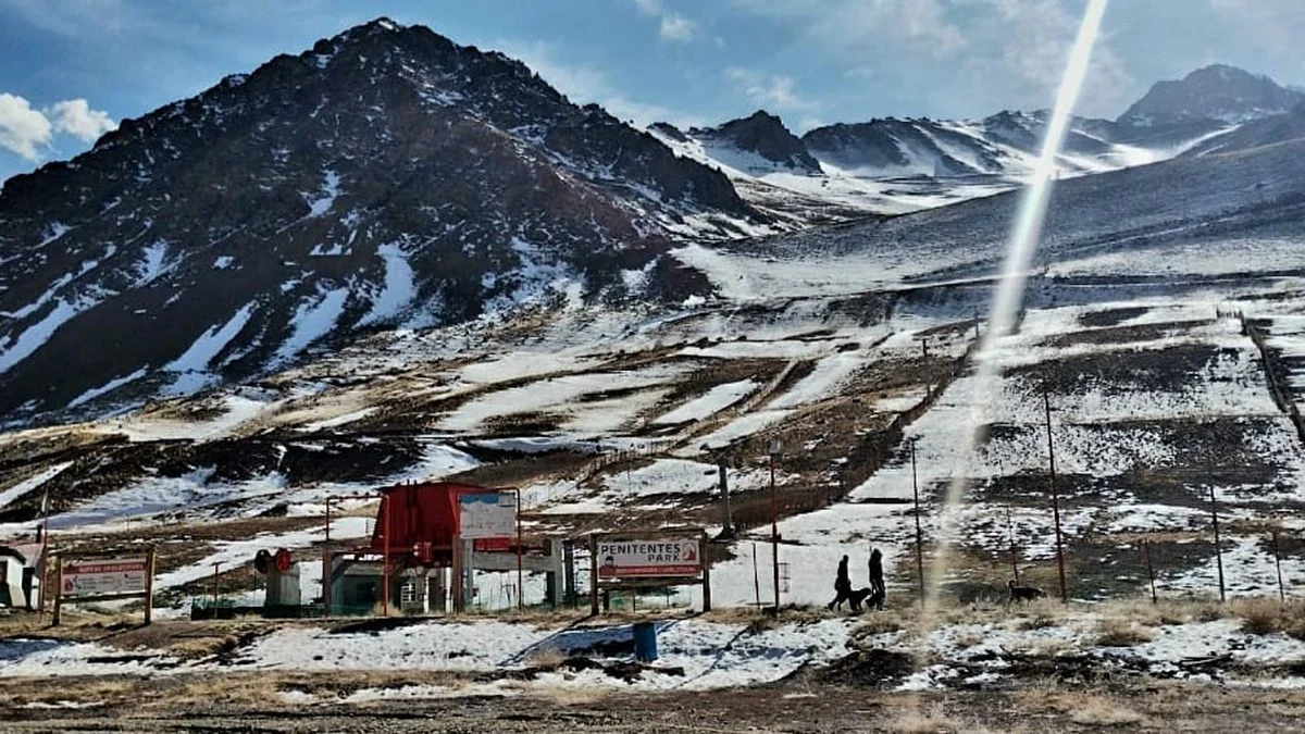 Cierre preventivo del Paso Cristo Redentor por temporal en alta montaña