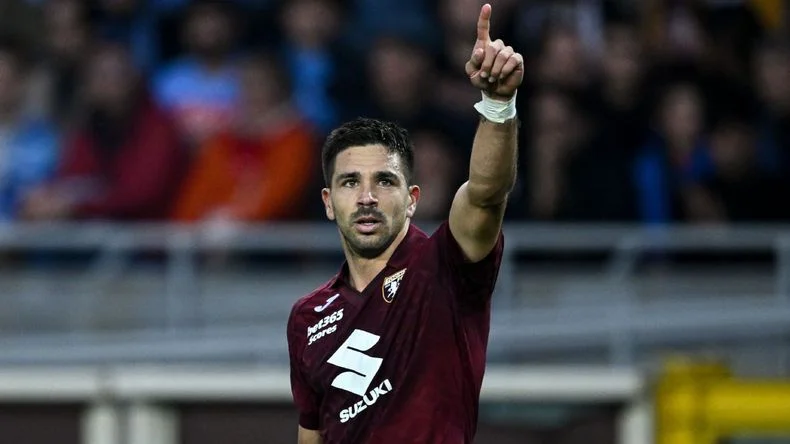 Giovanni Simeone en el radar de River.