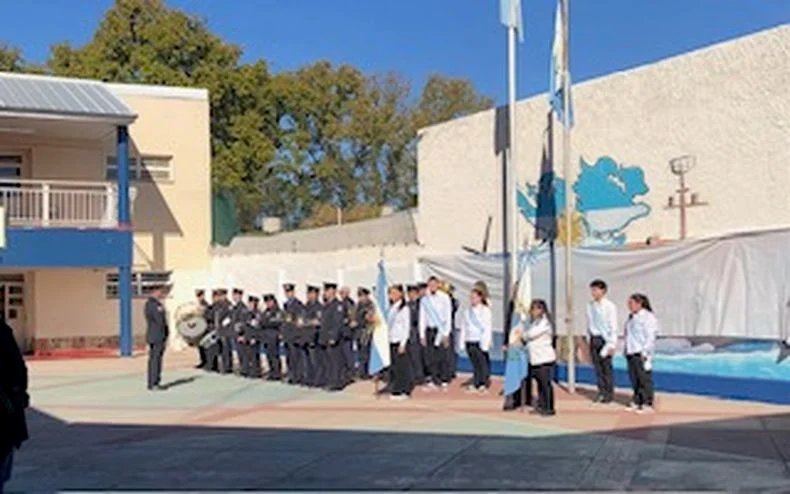 La banda de la Policía Zona Sur participó del acto.
