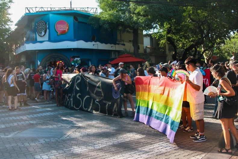 Marcha LGBTIQ+ contra Javier Milei.