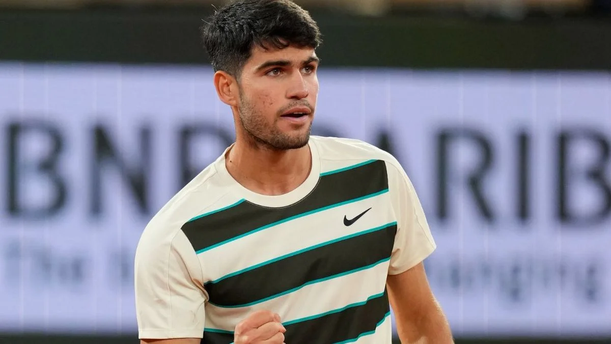 Carlos Alcaraz jugará la final de Roland Garros: Lorenzo Musetti se retiró cuando disputaban un partidazo
